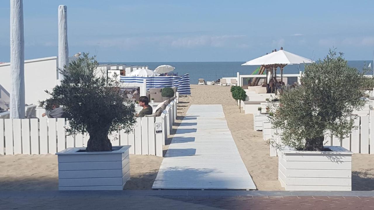Nieuw App Met Tuin En Terras, Gratis Parking, Aan Zee, Vlakbij Brugge Apartamento Duinbergen Exterior foto