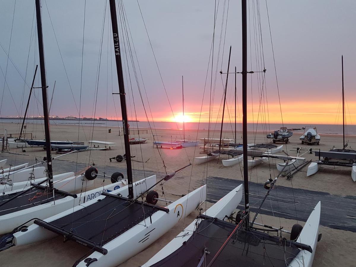 Nieuw App Met Tuin En Terras, Gratis Parking, Aan Zee, Vlakbij Brugge Apartamento Duinbergen Exterior foto